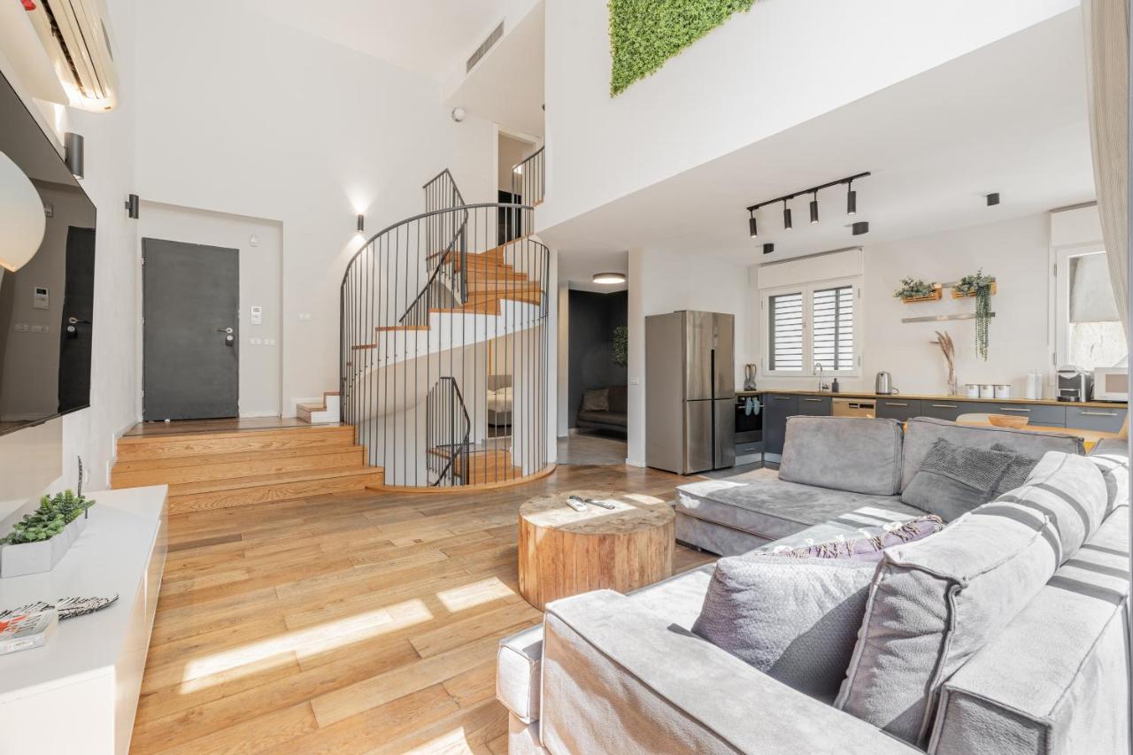 The Rothschild Allenby Living Apartment